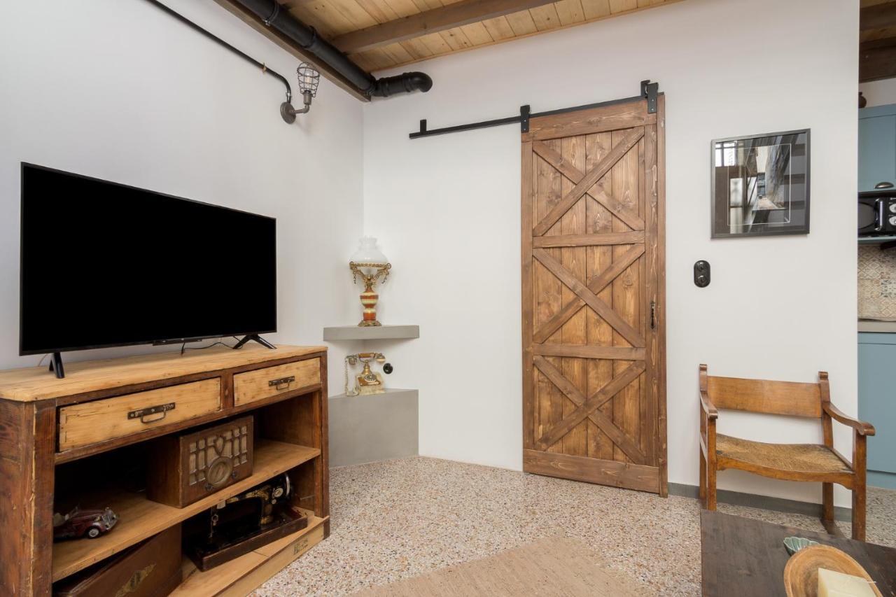 Vintage Loft B In Monastiraki Appartement Athene Buitenkant foto